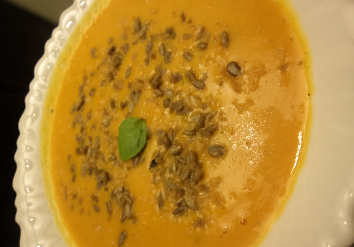 Zupa krem marchewkowa z ryżem :) foto