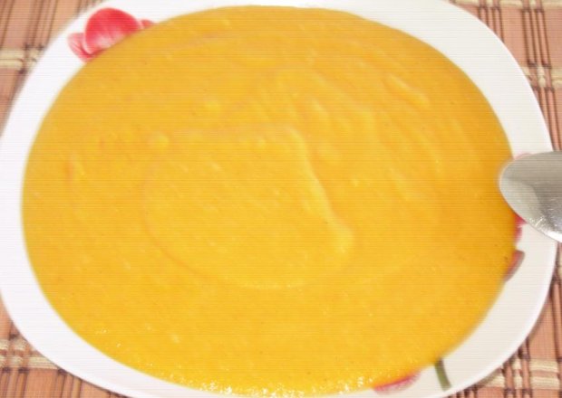 Fotografia przedstawiająca Zupa krem marchewkowa