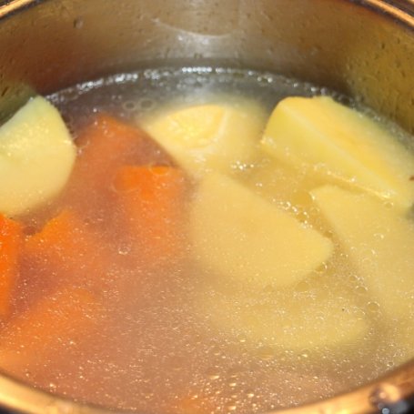 Krok 1 - Zupa krem marchwiowo pomarańczowa foto