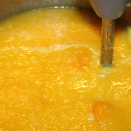 Krok 2 - Zupa krem marchwiowo pomarańczowa foto