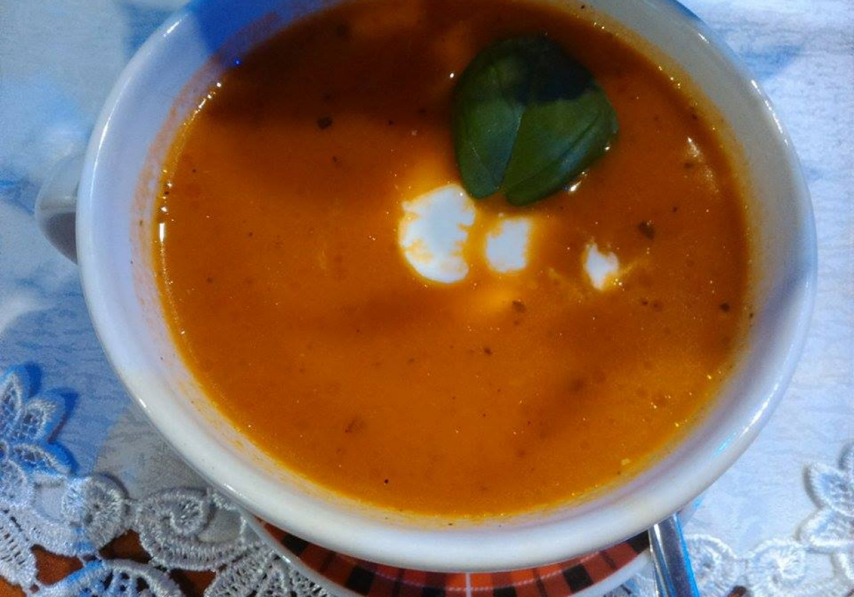 Zupa krem paprykowo pomidorowy foto