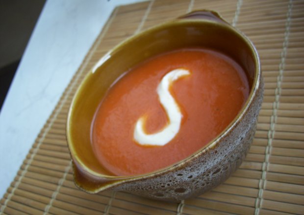 Fotografia przedstawiająca Zupa-krem pomidorowa
