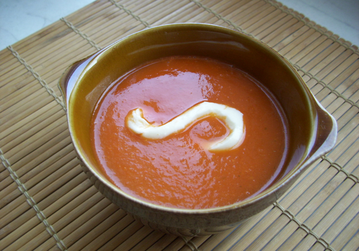 Zupa-krem pomidorowa foto