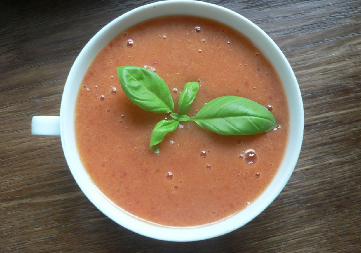 Zupa krem pomidorowa foto