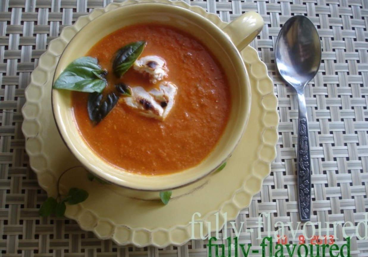 Zupa krem z 2 rodzajów pomidorów foto