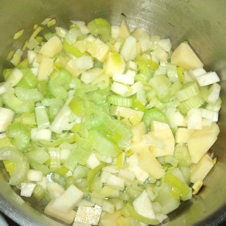 Krok 3 - Zupa krem z białych warzyw foto