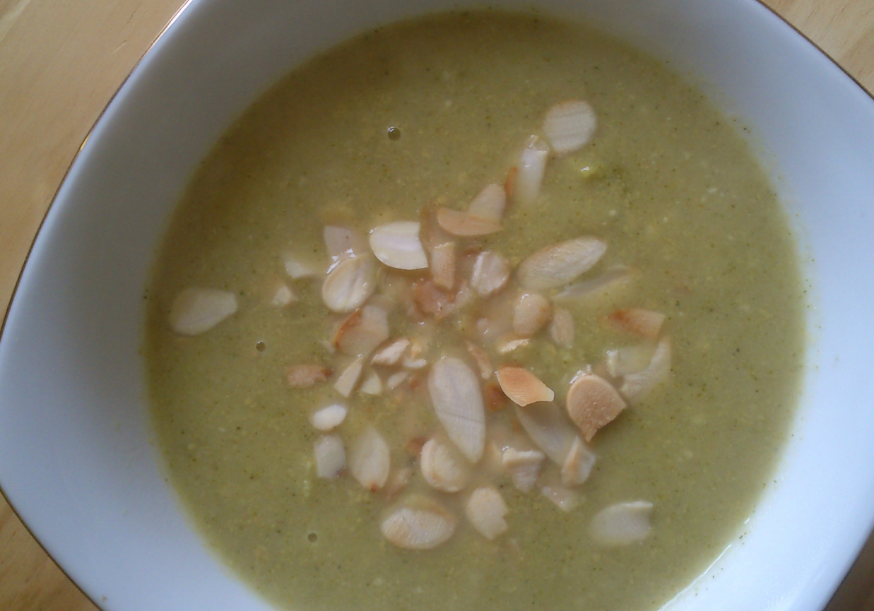 Zupa krem z brokuła foto