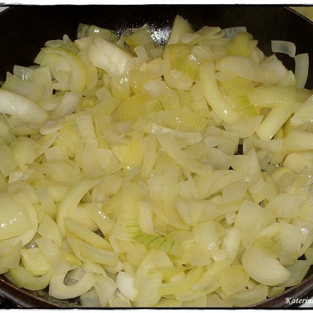 Krok 2 - ZUPA-KREM Z CEBULI foto