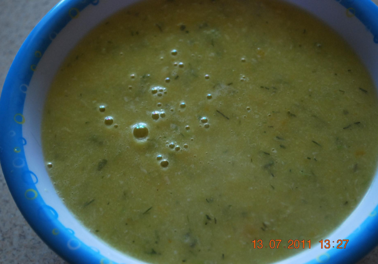 zupa krem z cukini foto