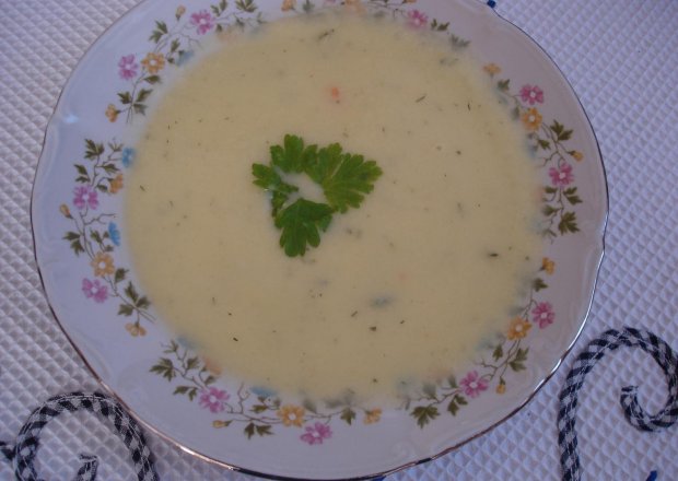 Fotografia przedstawiająca Zupa krem z cukini