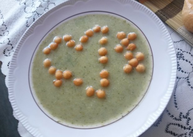 Fotografia przedstawiająca Zupa krem z cukinii