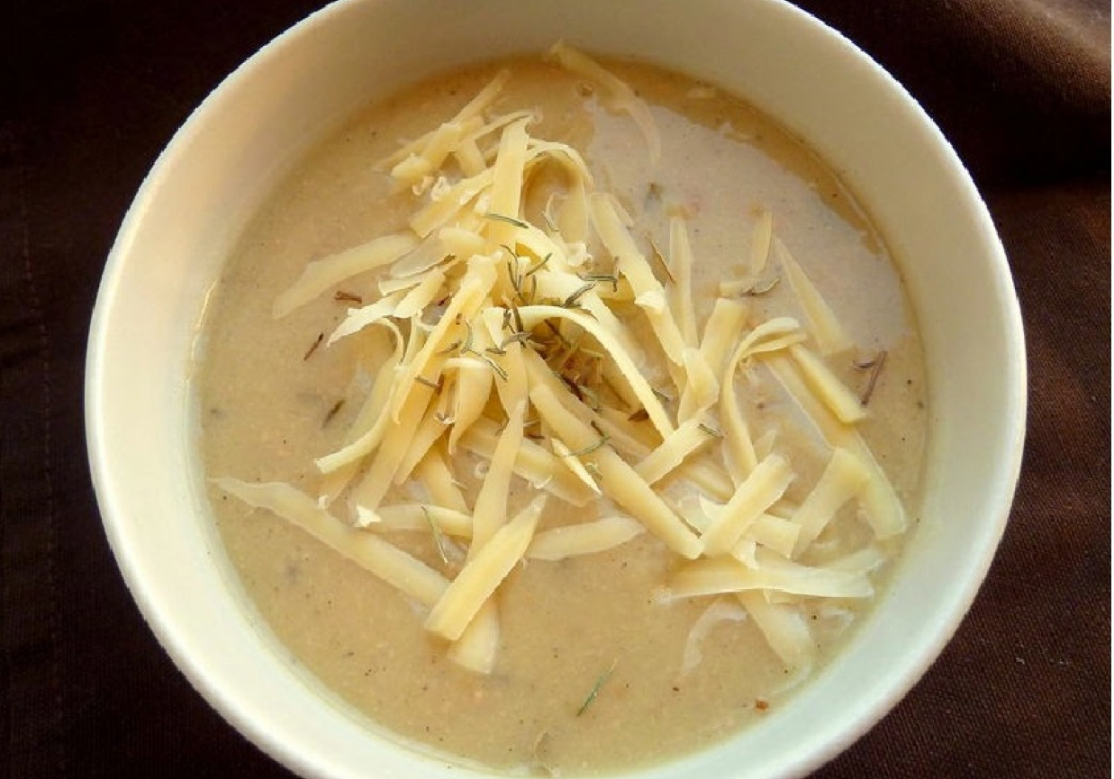 Zupa krem z fasoli foto