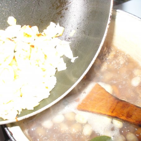 Krok 4 - Zupa krem z grochu piechotnego foto