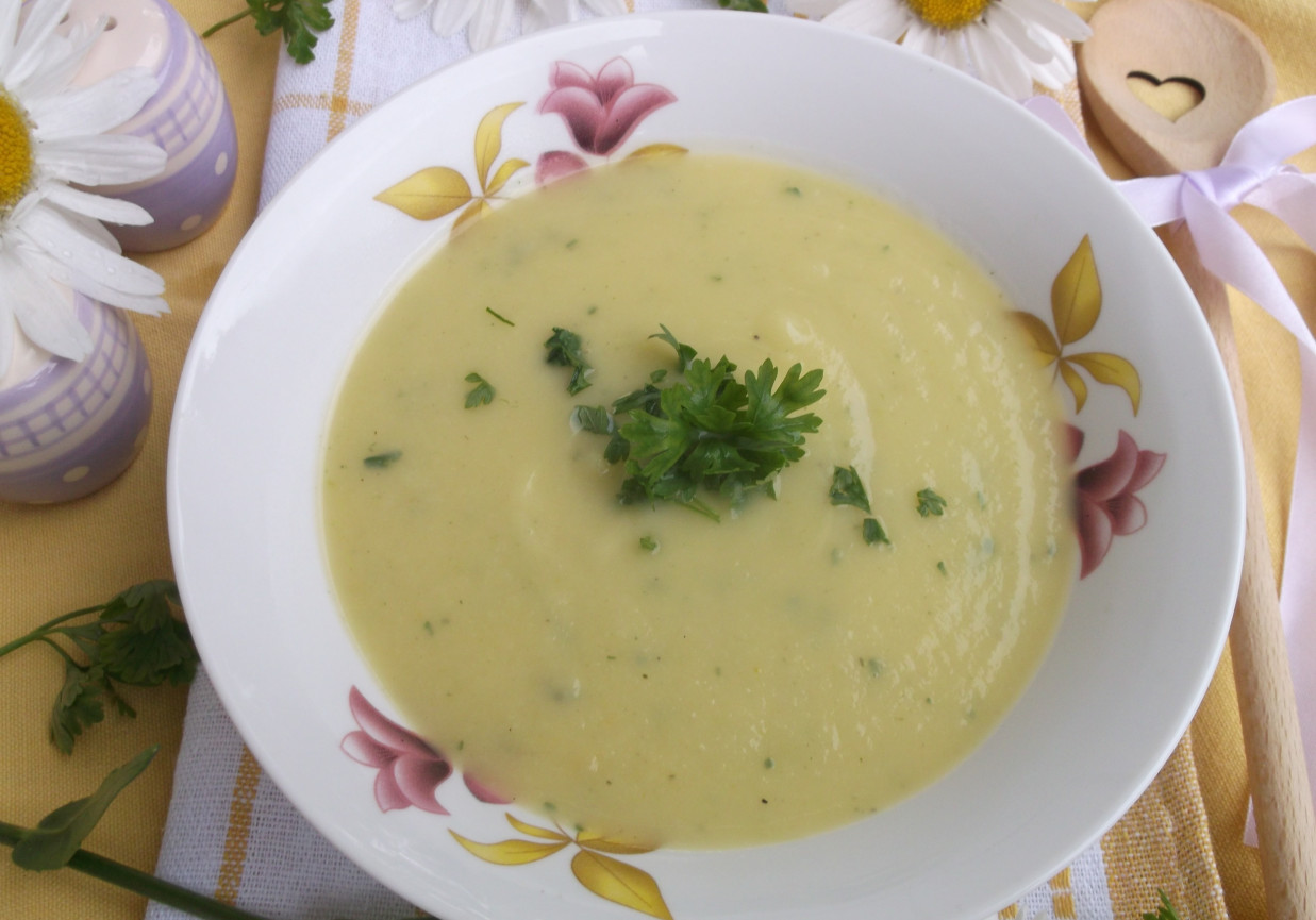 Zupa-krem z kalafiora. foto