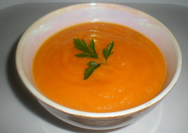 Fotografia przedstawiająca Zupa krem z marchewki