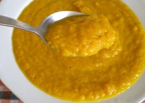 Fotografia przedstawiająca Zupa krem z marchwi