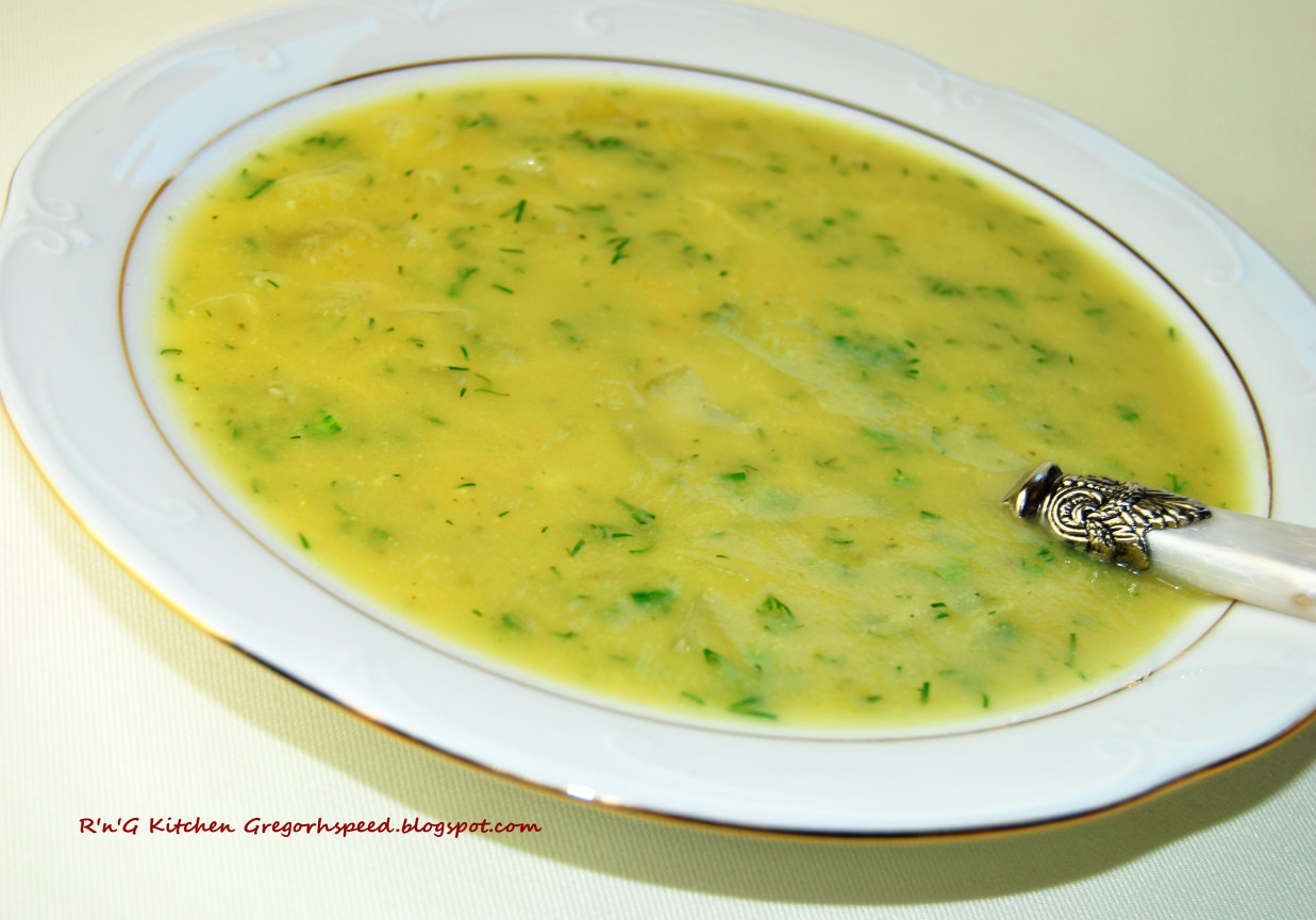 Zupa krem z ogórka foto