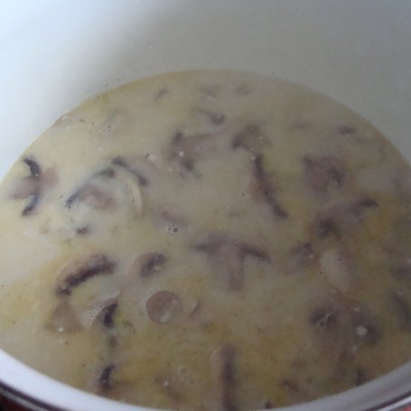 Krok 3 - Zupa krem z pieczarek  foto