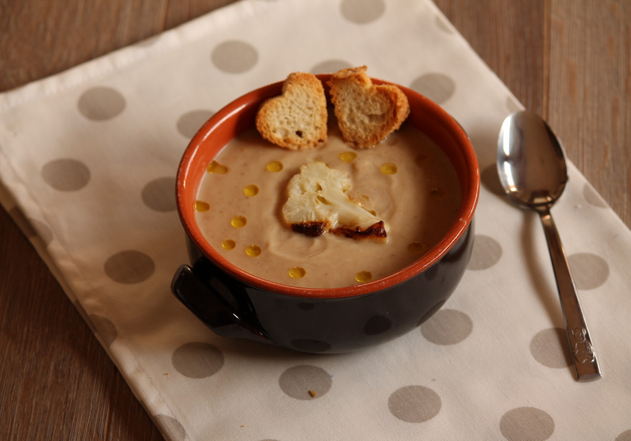 Zupa krem z pieczonego kalafiora foto