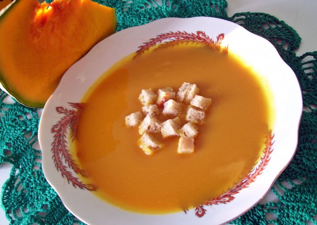 Fotografia przedstawiająca Zupa krem z pieczonej dyni Muscat