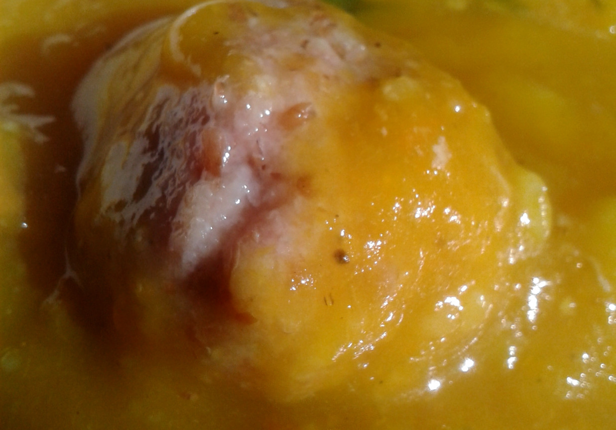 zupa krem z pieczonej żółtej papryki foto