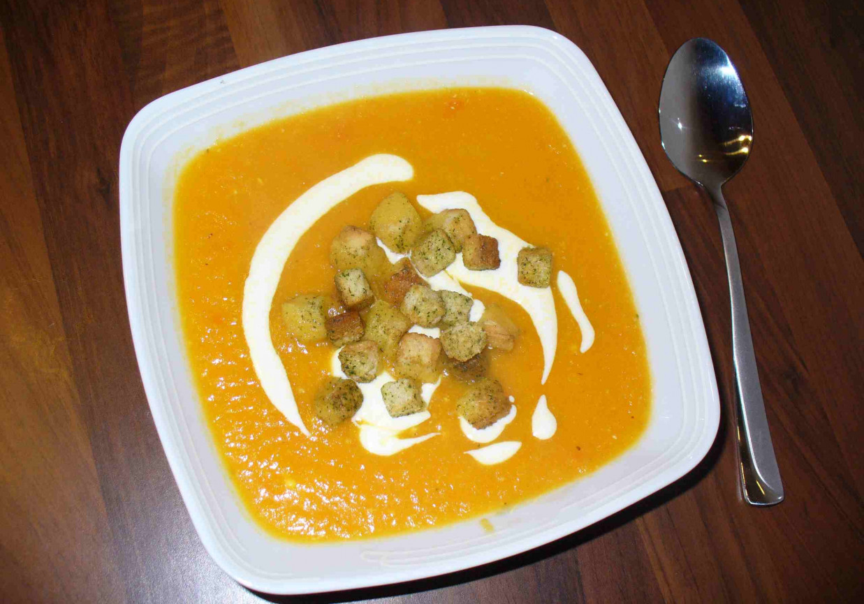 Zupa krem z pomarańczy foto