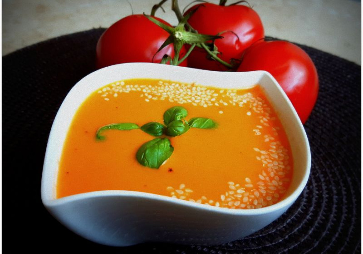Zupa krem z pomidorów foto