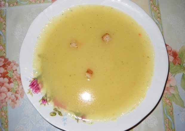 Fotografia przedstawiająca zupa krem z pora
