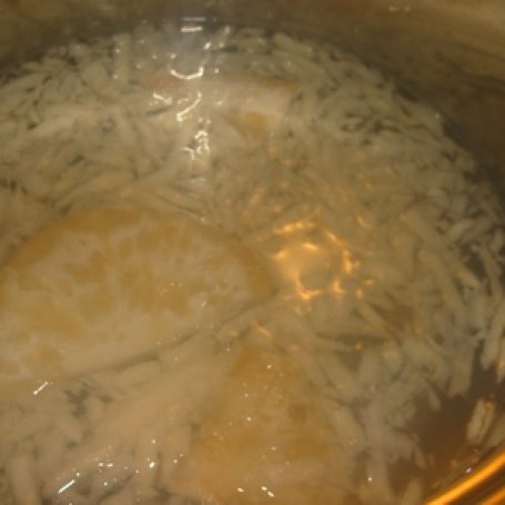 Krok 1 - zupa krem z pulpetami z łososia foto