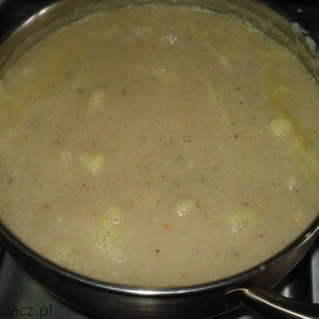Krok 4 - Zupa krem z selera naciowego i białej kapusty foto
