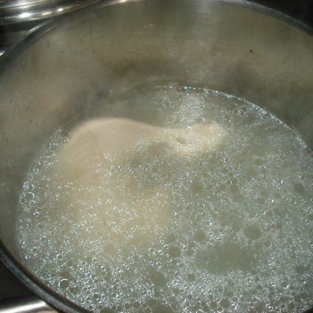 Krok 1 - Zupa krem z selera naciowego i zółtej papryki-swieżym szpinakiem wzbogacona foto