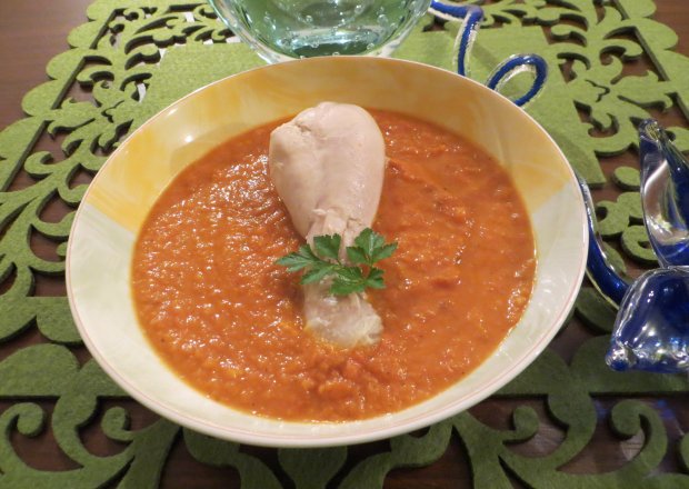 Fotografia przedstawiająca Zupa krem z suszonych pomidorów