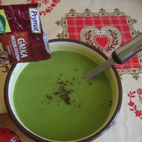 Krok 4 - Zupa krem z zielonego groszku foto