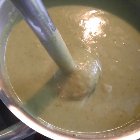 Krok 3 - Zupa krem z zielonych warzyw foto