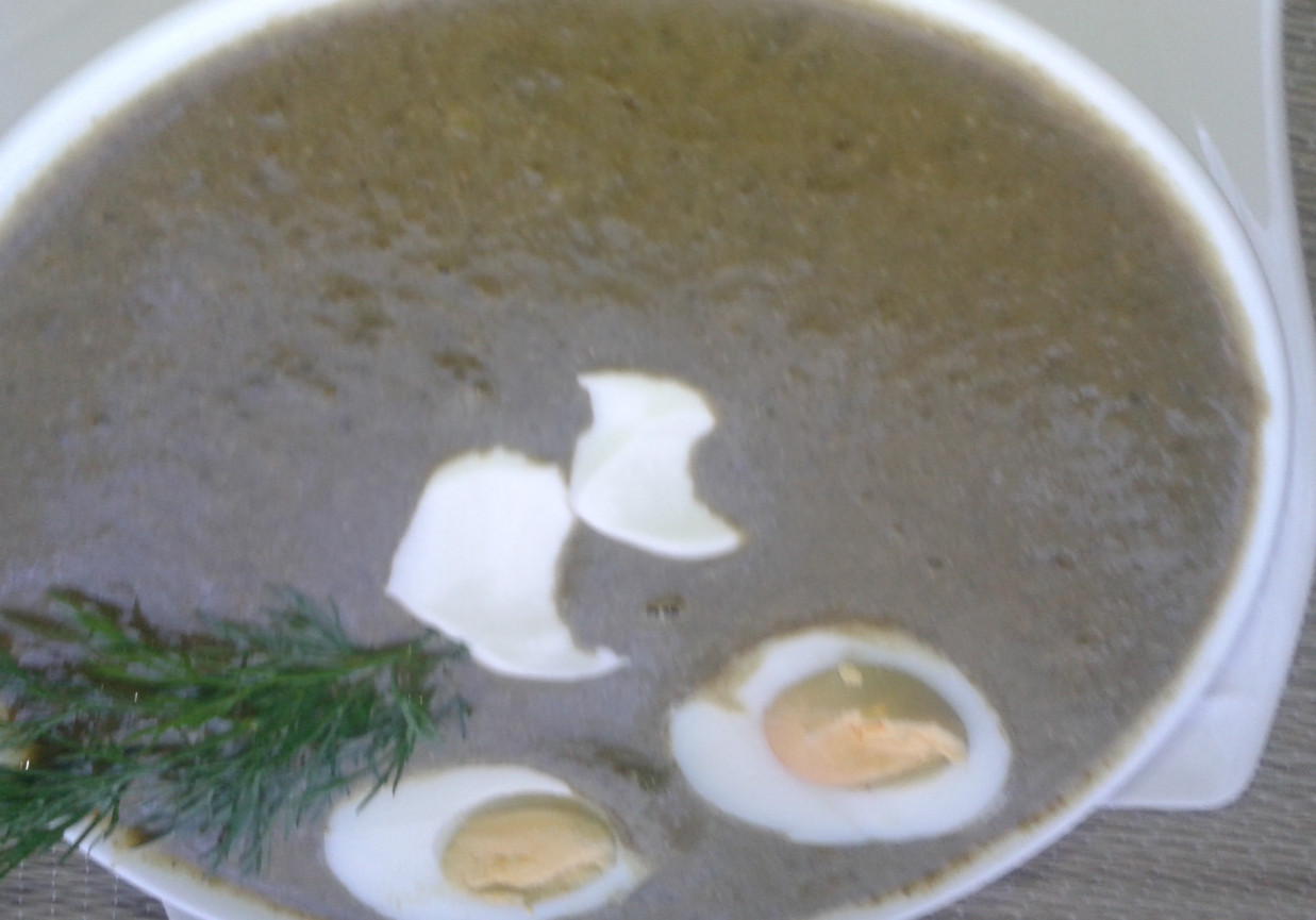 Zupa krem ze szczawiu z jajkiem foto