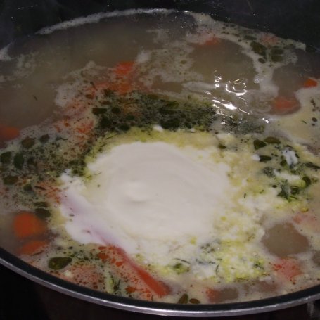 Krok 3 - Zupa krem ziemniaczano koperkowy z jajkiem i grzankami  foto