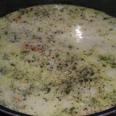 Krok 4 - Zupa krem ziemniaczano koperkowy z jajkiem i grzankami  foto