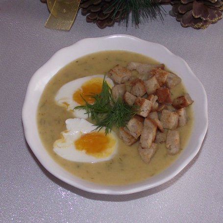 Krok 6 - Zupa krem ziemniaczano koperkowy z jajkiem i grzankami foto