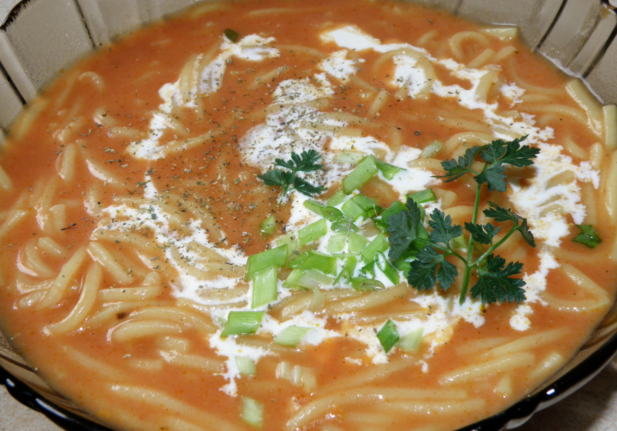 Zupa kremowa dyniowo-pomidorowa foto