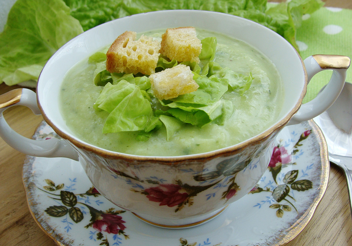 Zupa kremowa  z zielonej sałaty foto
