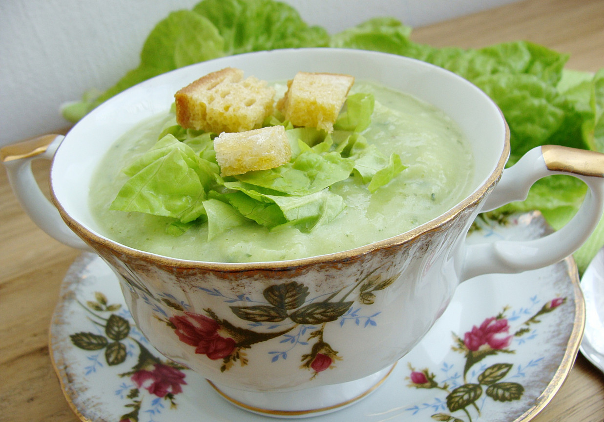Zupa kremowa  z zielonej sałaty foto