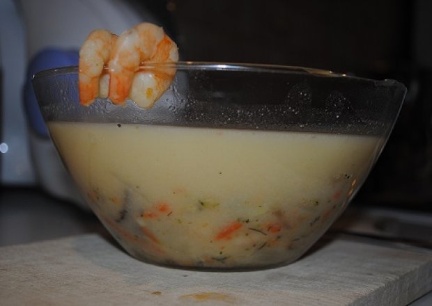 Fotografia przedstawiająca Zupa krewetkowa z mleczkiem kokosowym