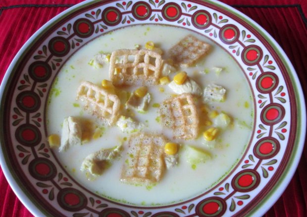 Fotografia przedstawiająca Zupa kukurydziana z przysmakiem świętokrzyskim