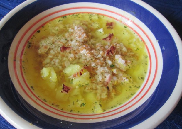 Fotografia przedstawiająca Zupa małopolska „ Pitucha”