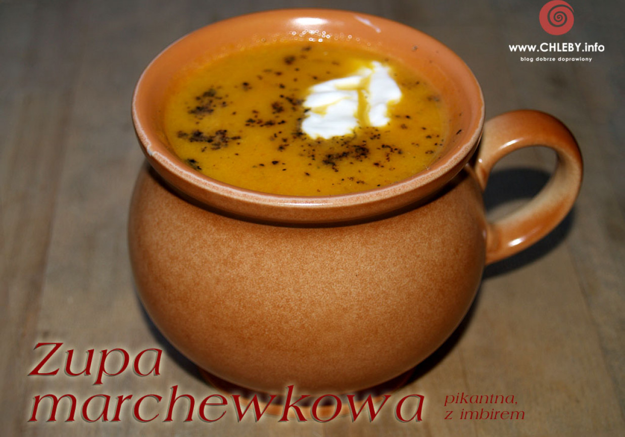Zupa marchewkowa z imbirem foto