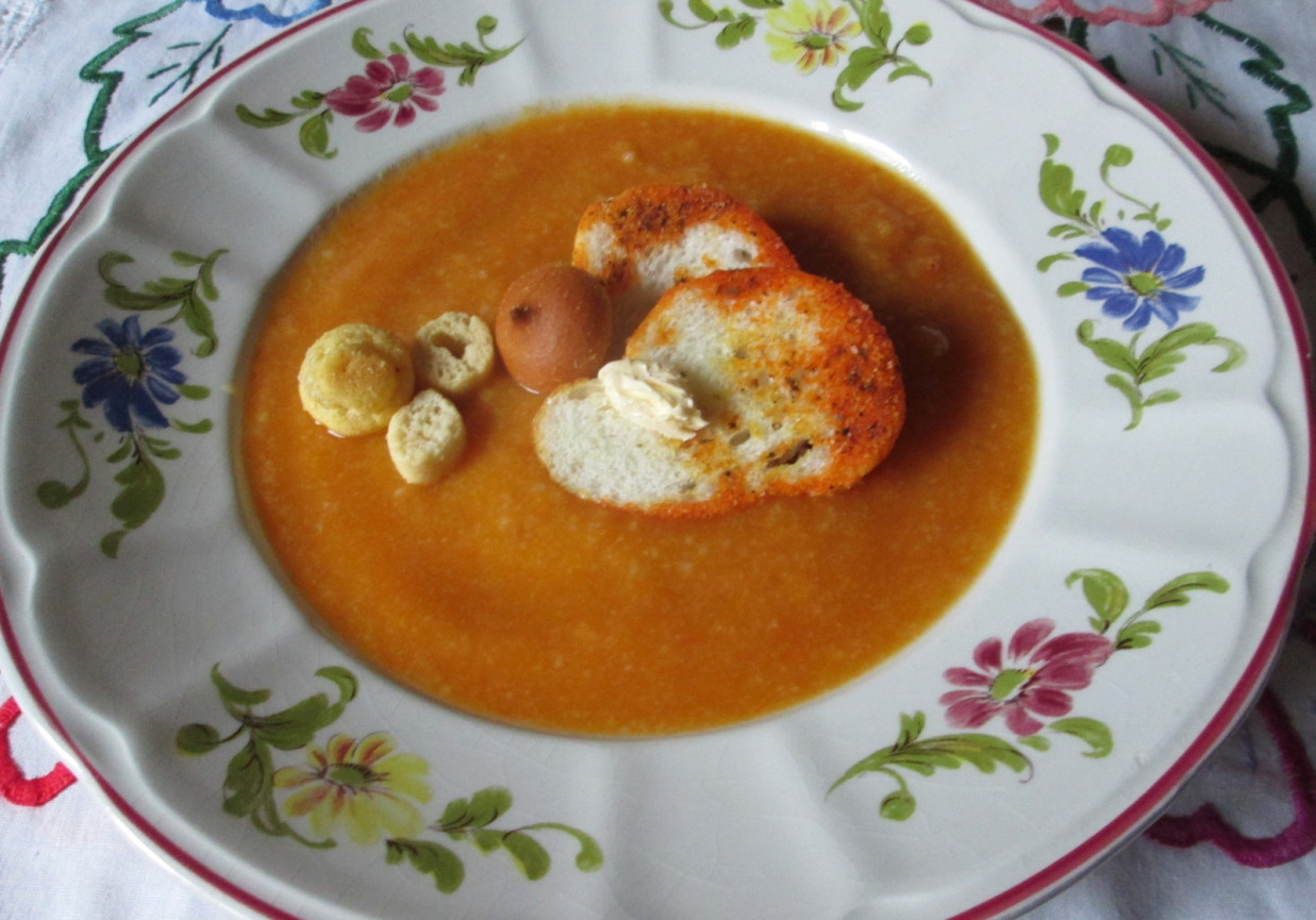Zupa marchewkowa z ryżem (piure) foto