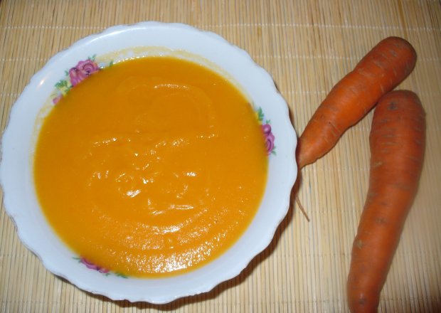 Fotografia przedstawiająca Zupa marchewkowa