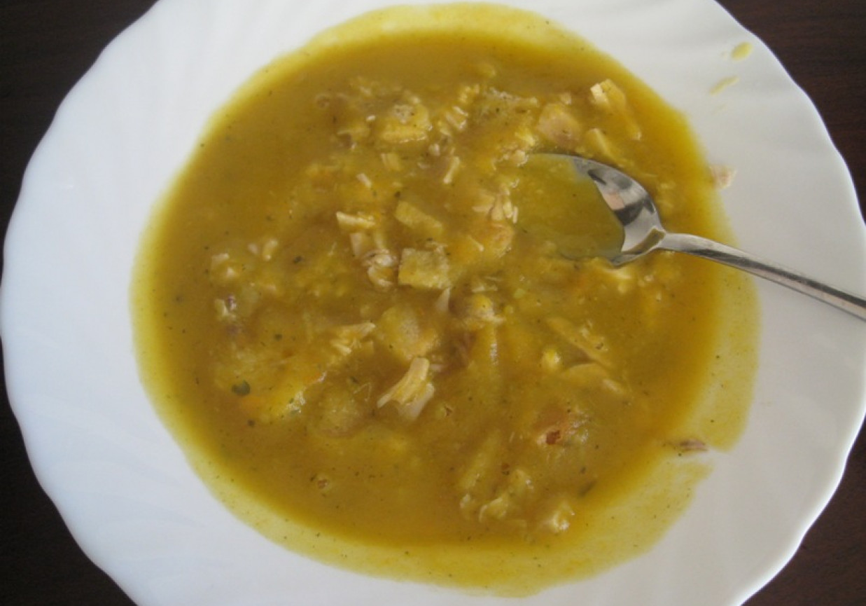 Zupa marchewkowo-dyniowa z grzankami foto