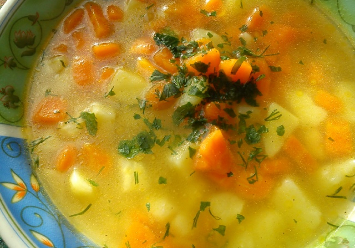 zupa marchwiowo-ziemniaczana foto