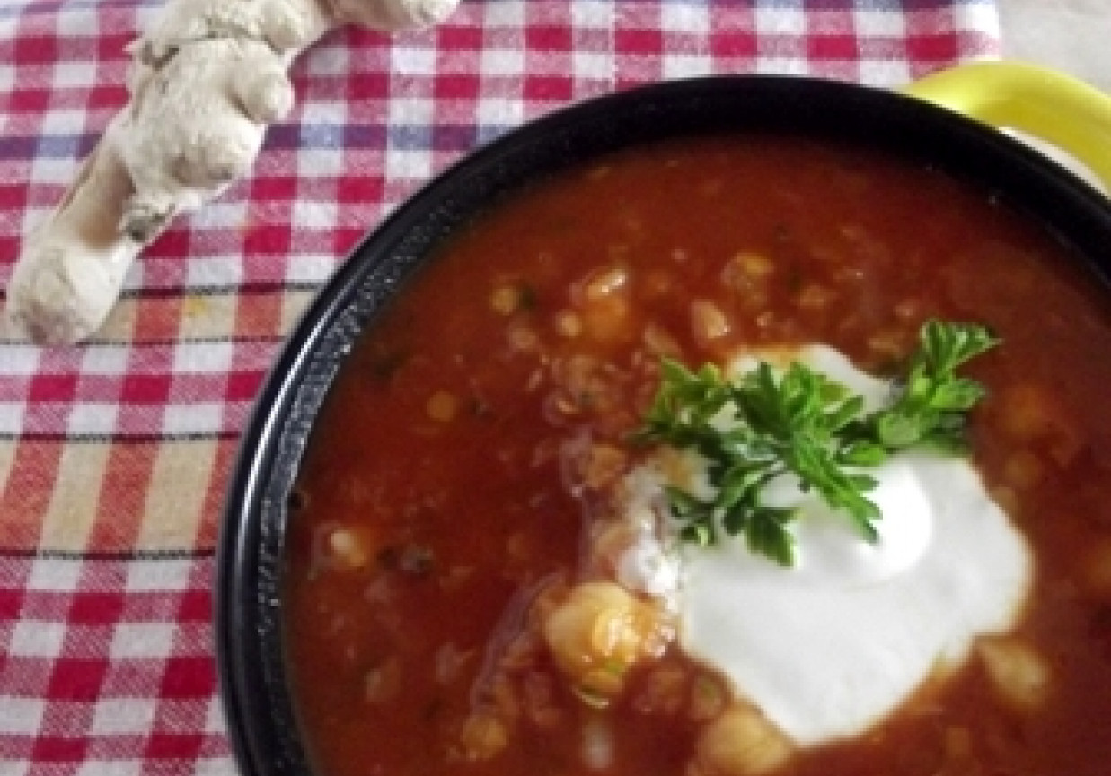 Zupa marokańska z ciecierzycą i soczewicą foto